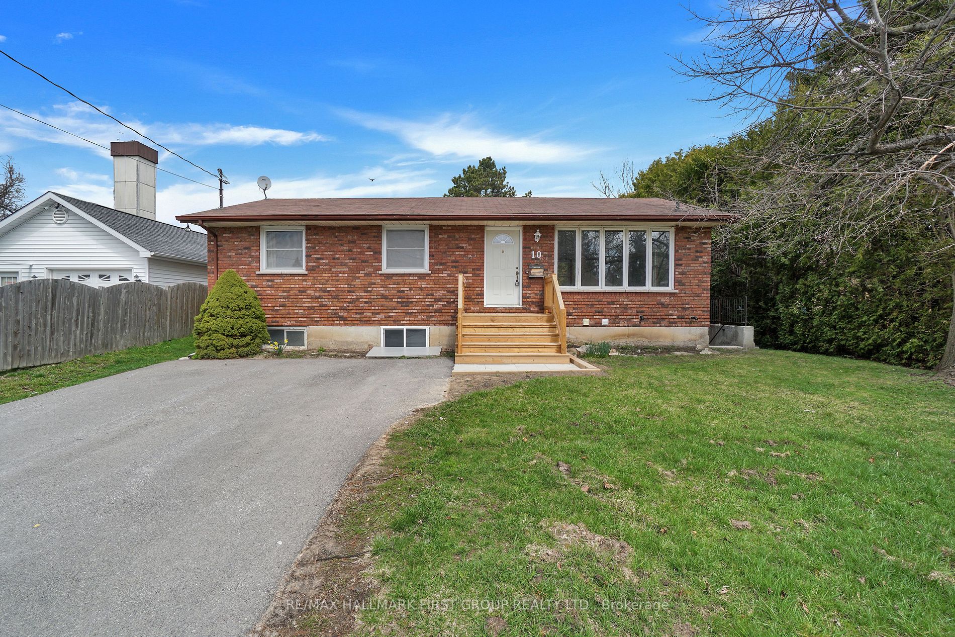 10 Croft St