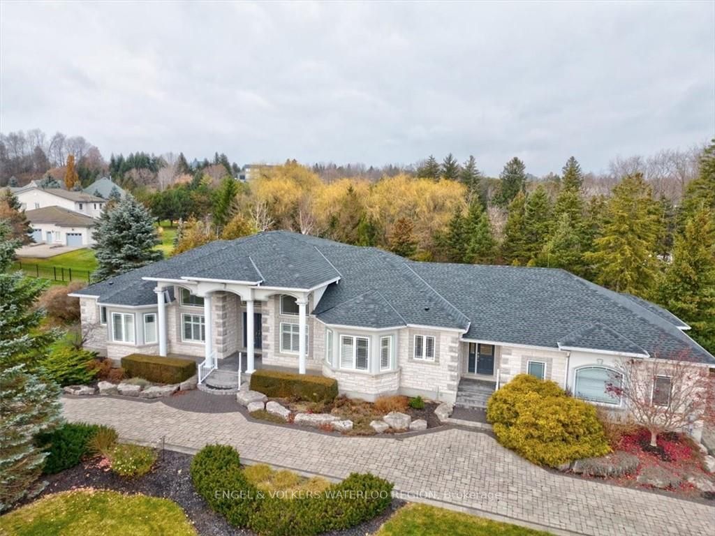 1194 Hunt Club Road
