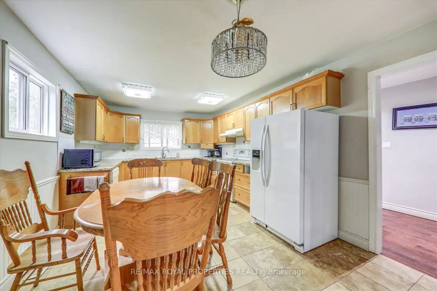 34 Robinson Avenue