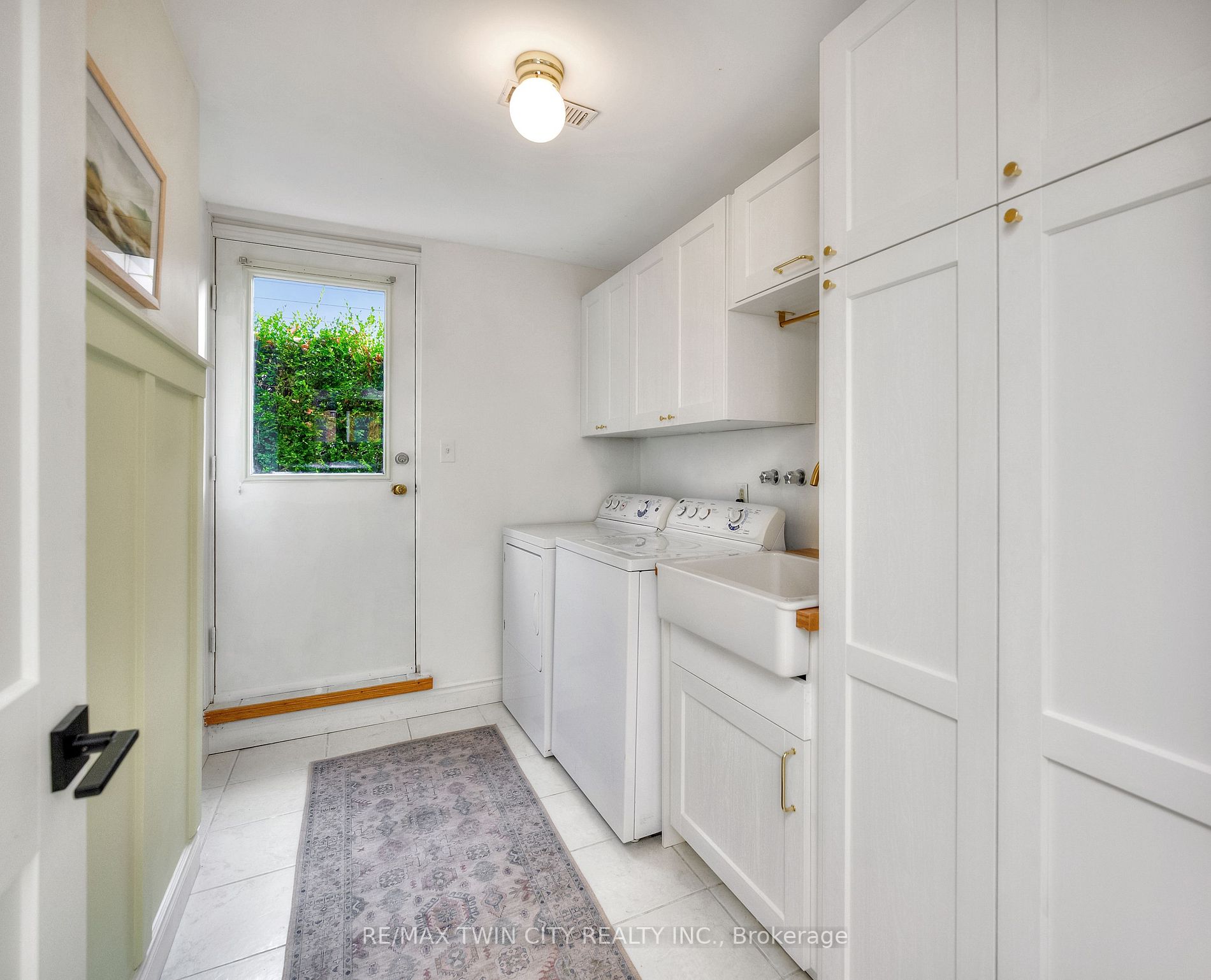211 Westvale Drive