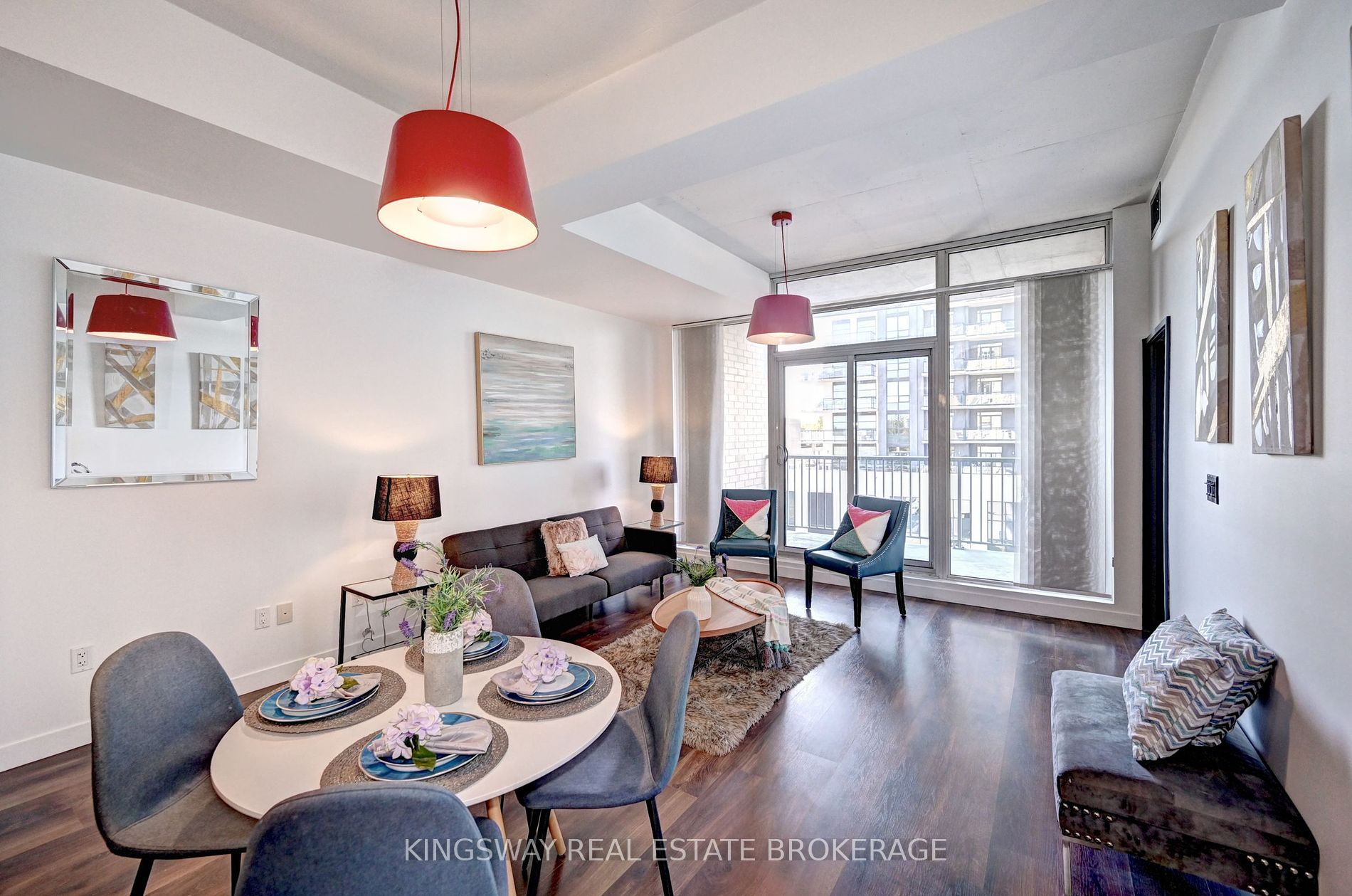 191 King St S, #512