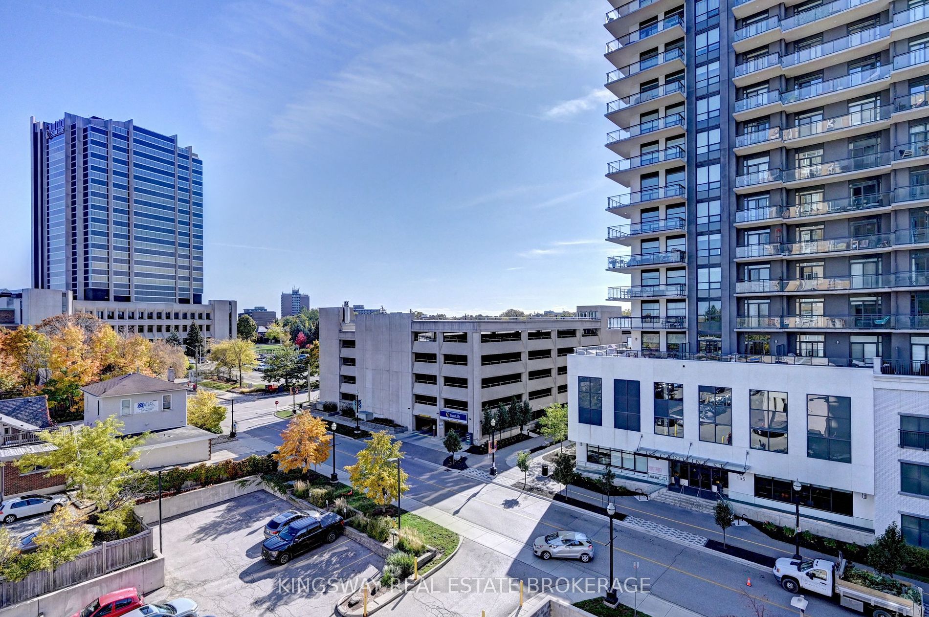 191 King St S, #512