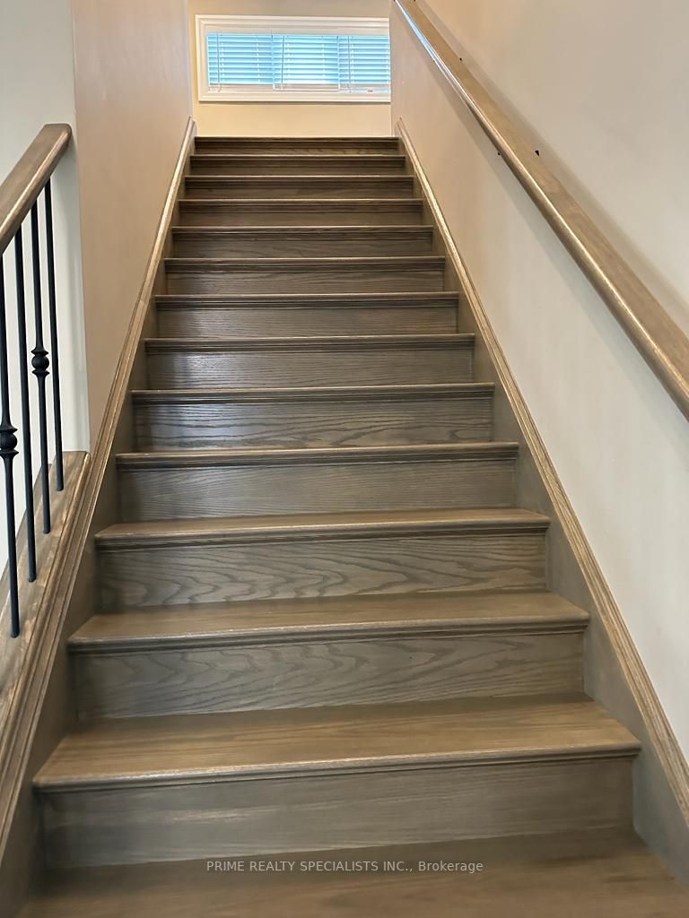 2185 Westpoint Heights