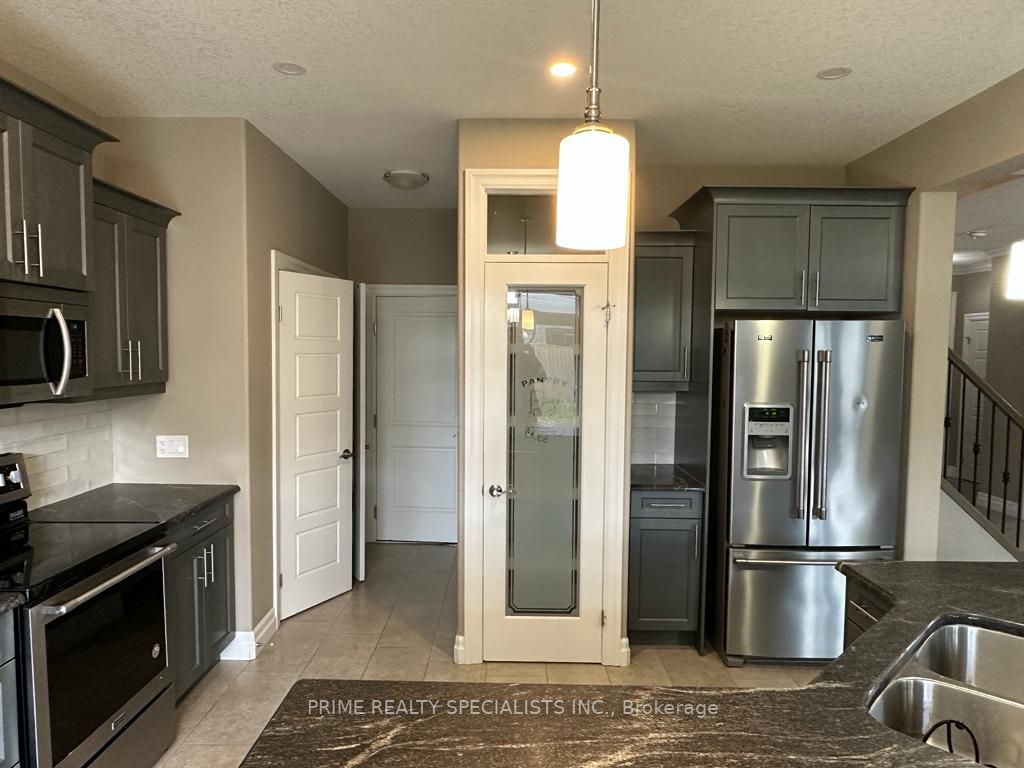 2185 Westpoint Heights