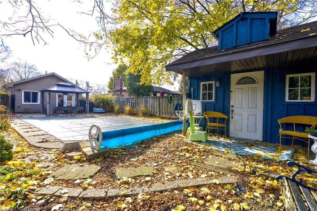 55 Hatton Dr