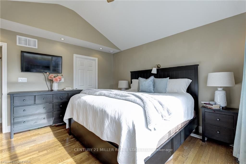 55 Hatton Dr