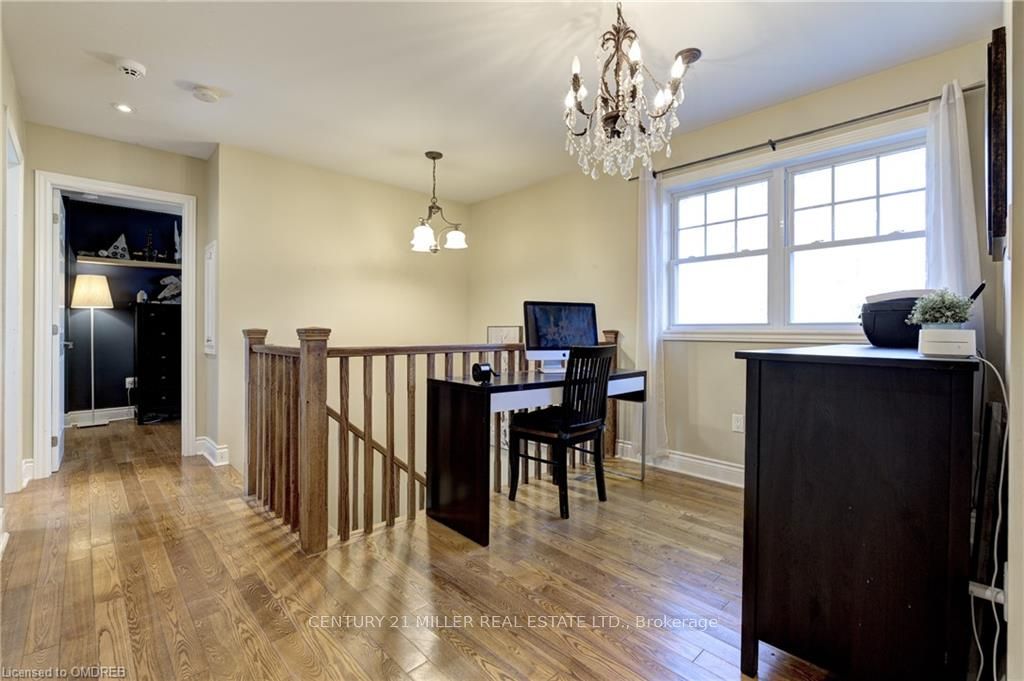 55 Hatton Dr