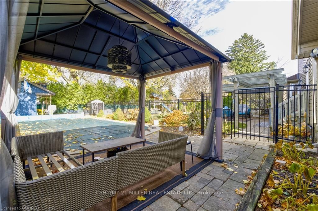 55 Hatton Dr