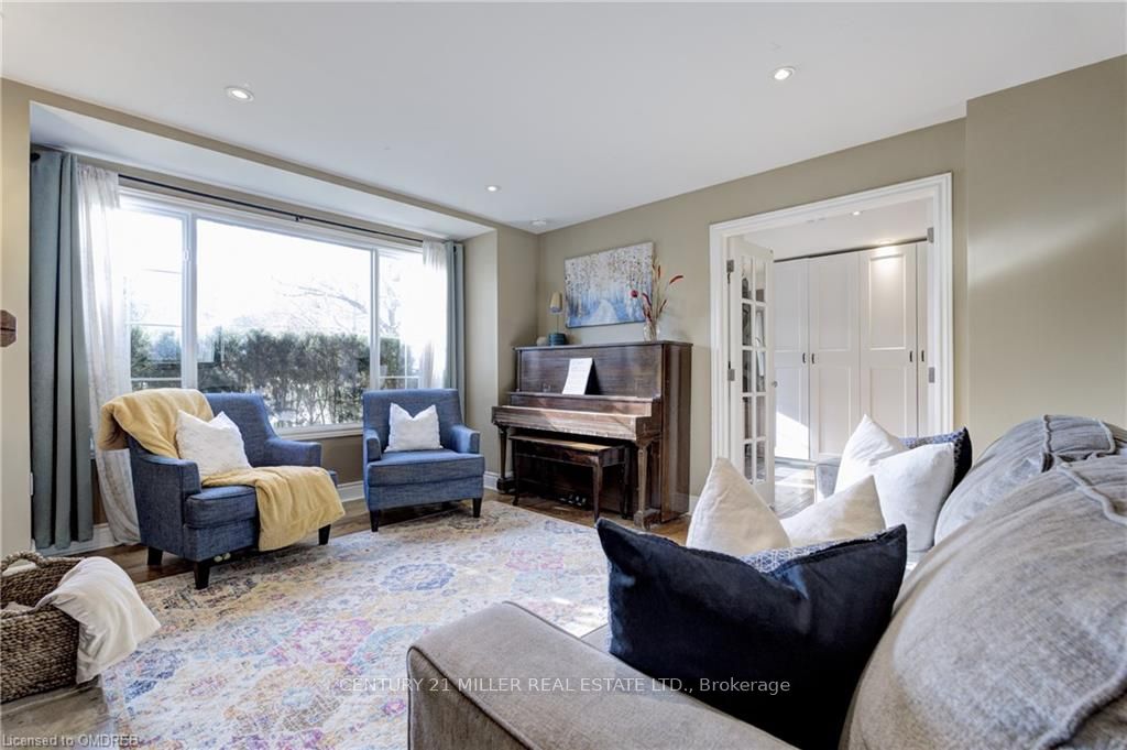 55 Hatton Dr