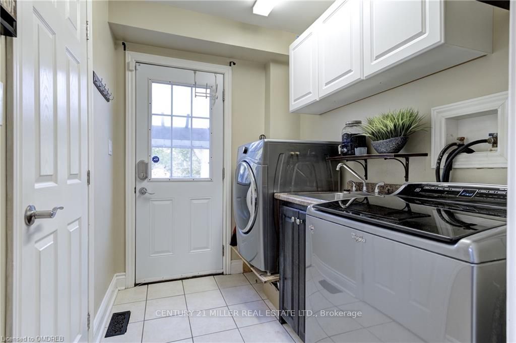 55 Hatton Dr