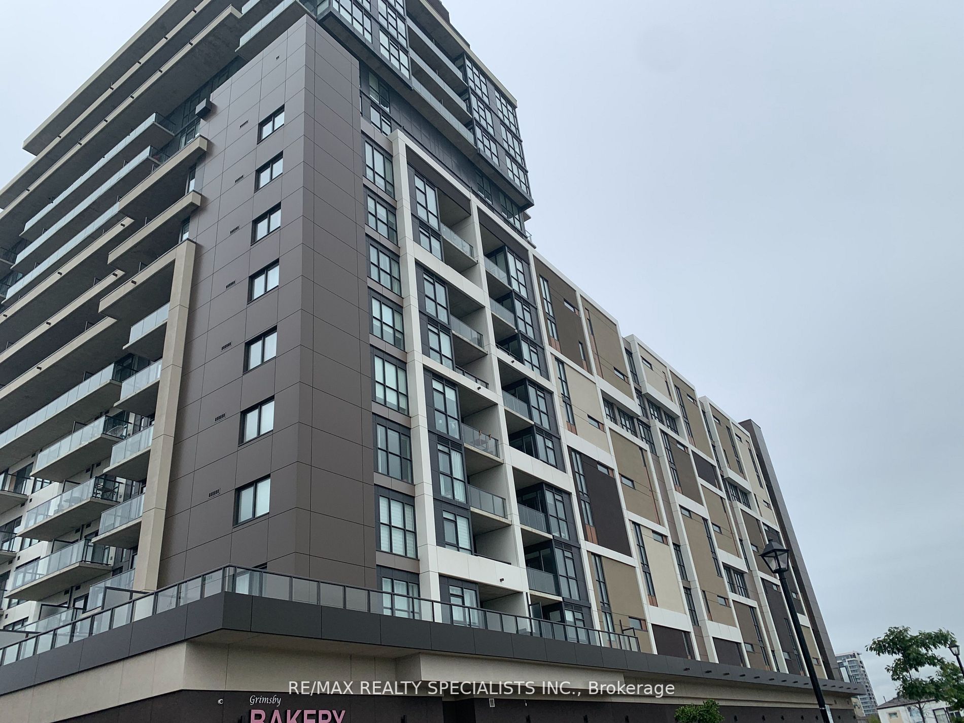 550 North Service Rd, #1407