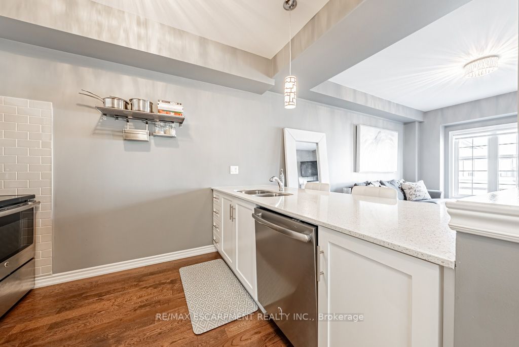 377 GLANCASTER Road, #31