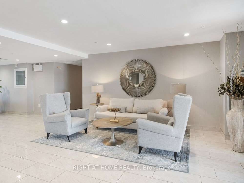 35 Southshore Cres, #408