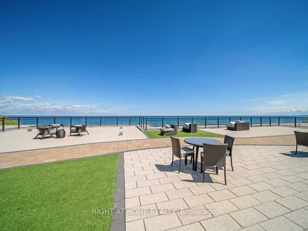 35 Southshore Cres, #408