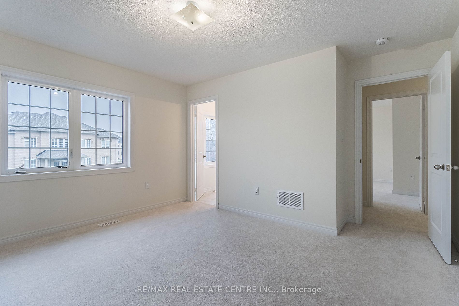 508 Black Cherry Crescent