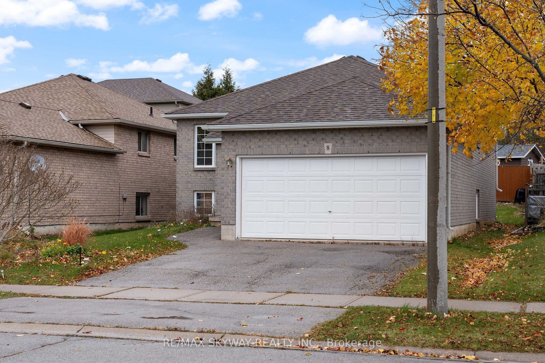 8 Bradley Lane