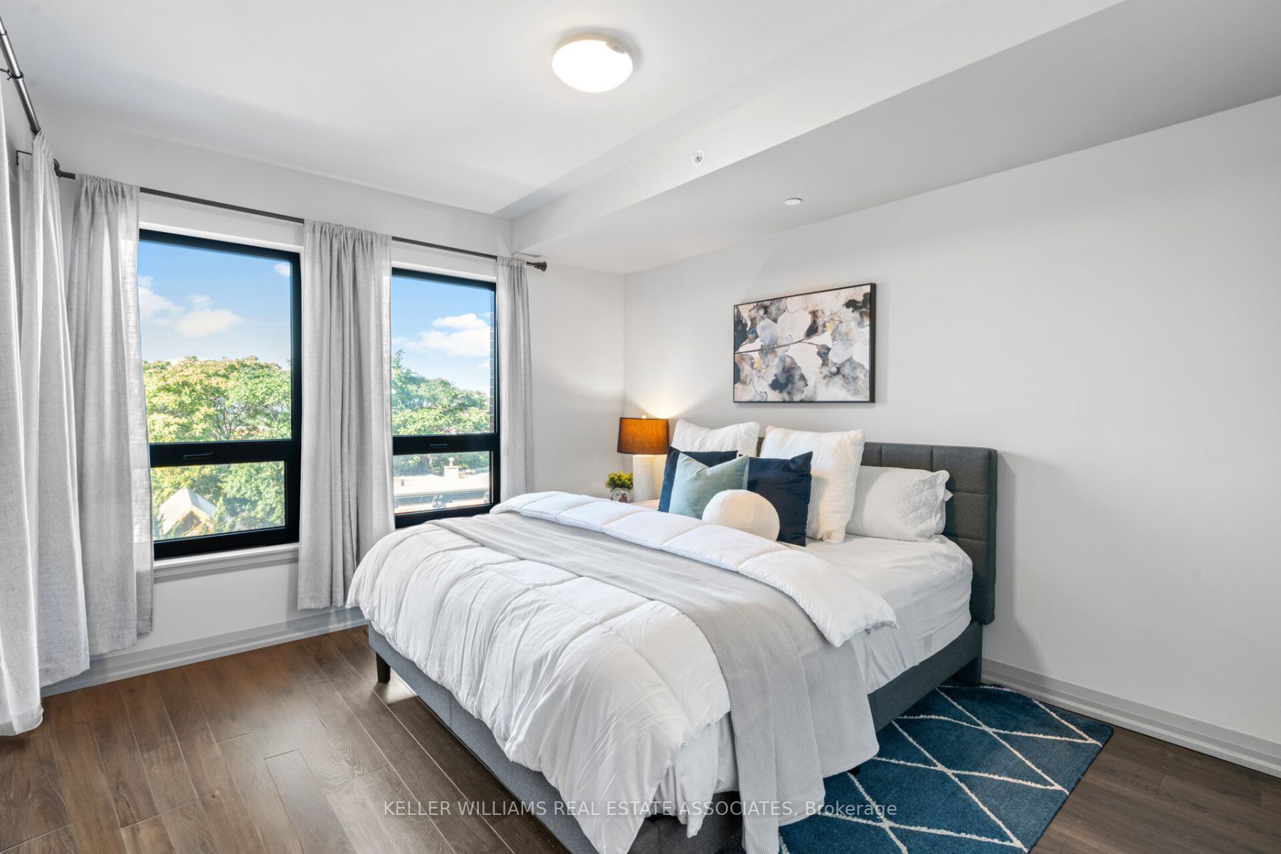 181 James St N, #506