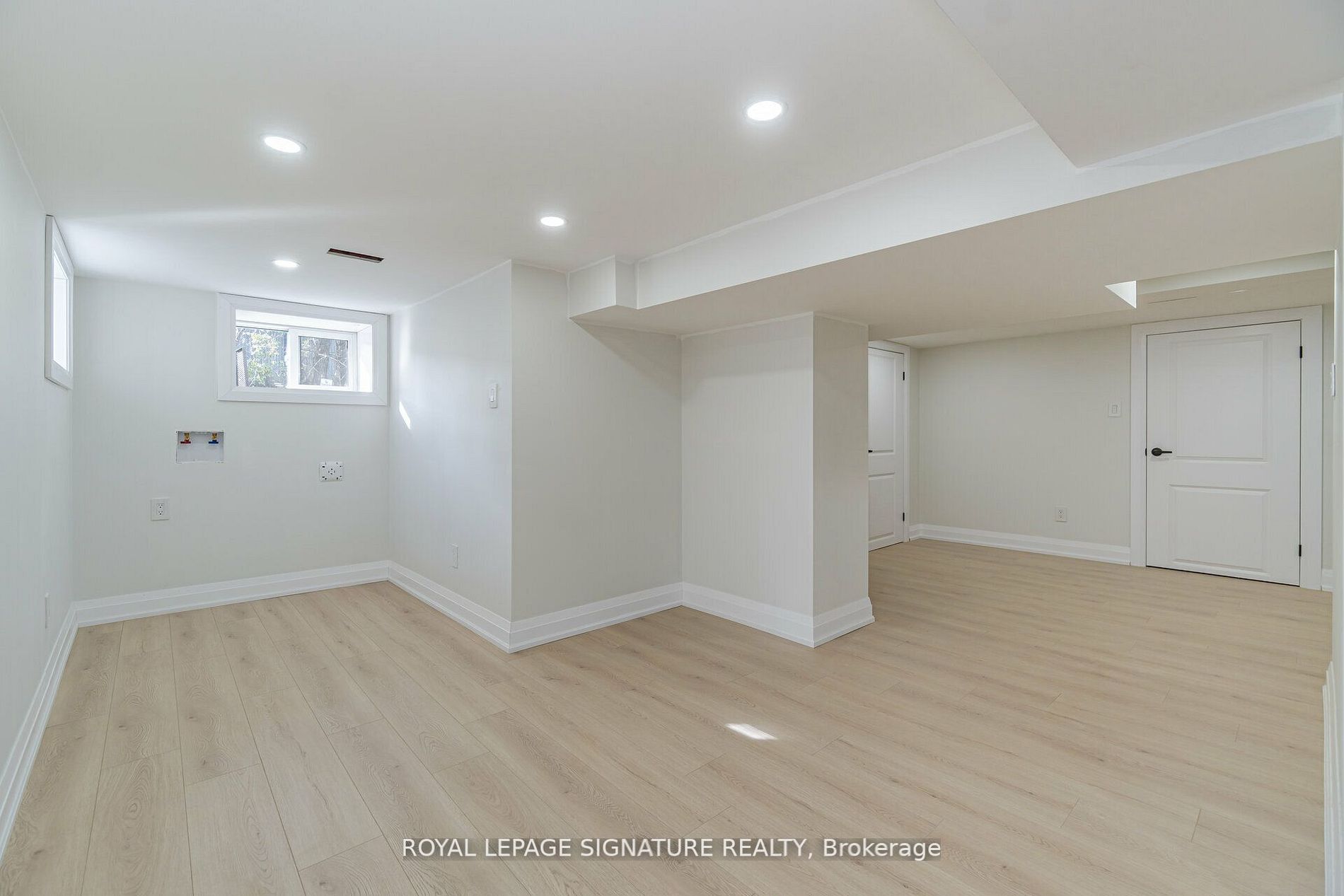 10 Bayside Avenue