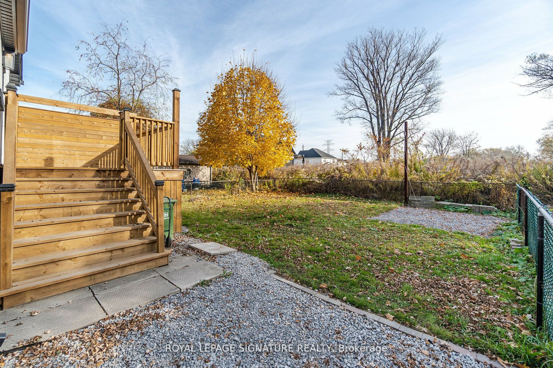 10 Bayside Avenue