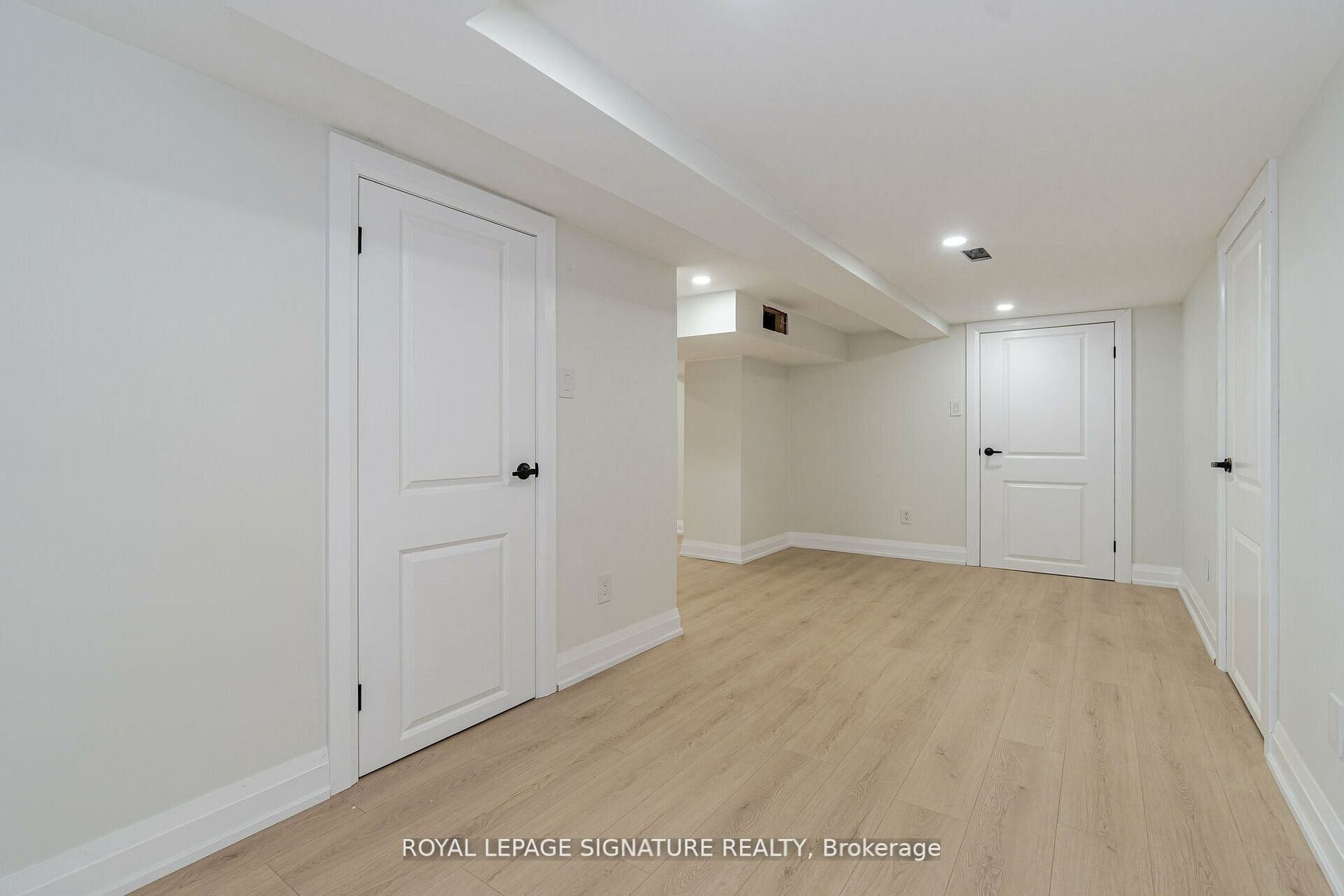 10 Bayside Avenue