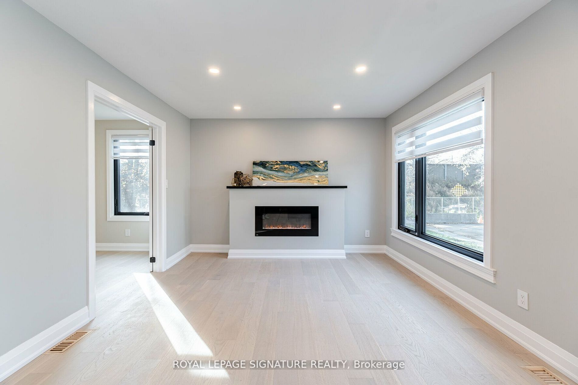 10 Bayside Avenue