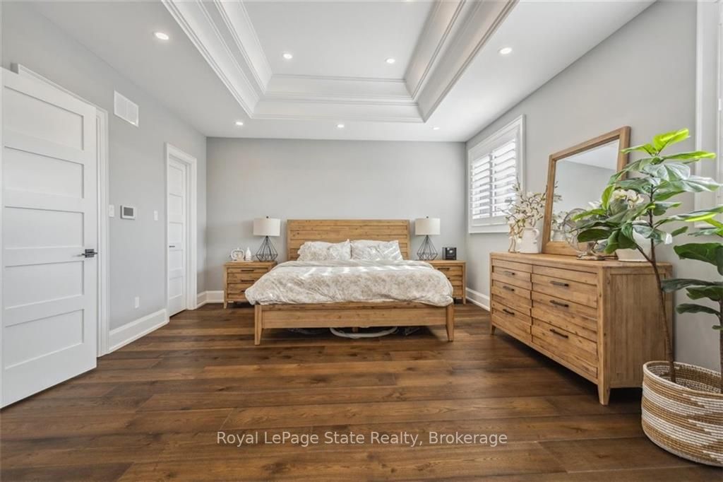 37 DEERHURST Road