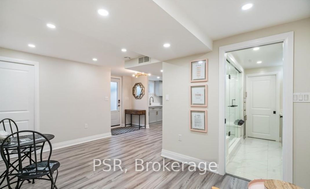 1329 Niagara Stone Road