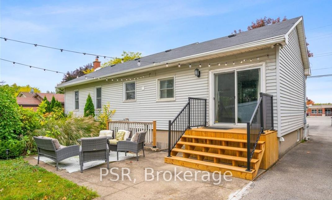 1329 Niagara Stone Road