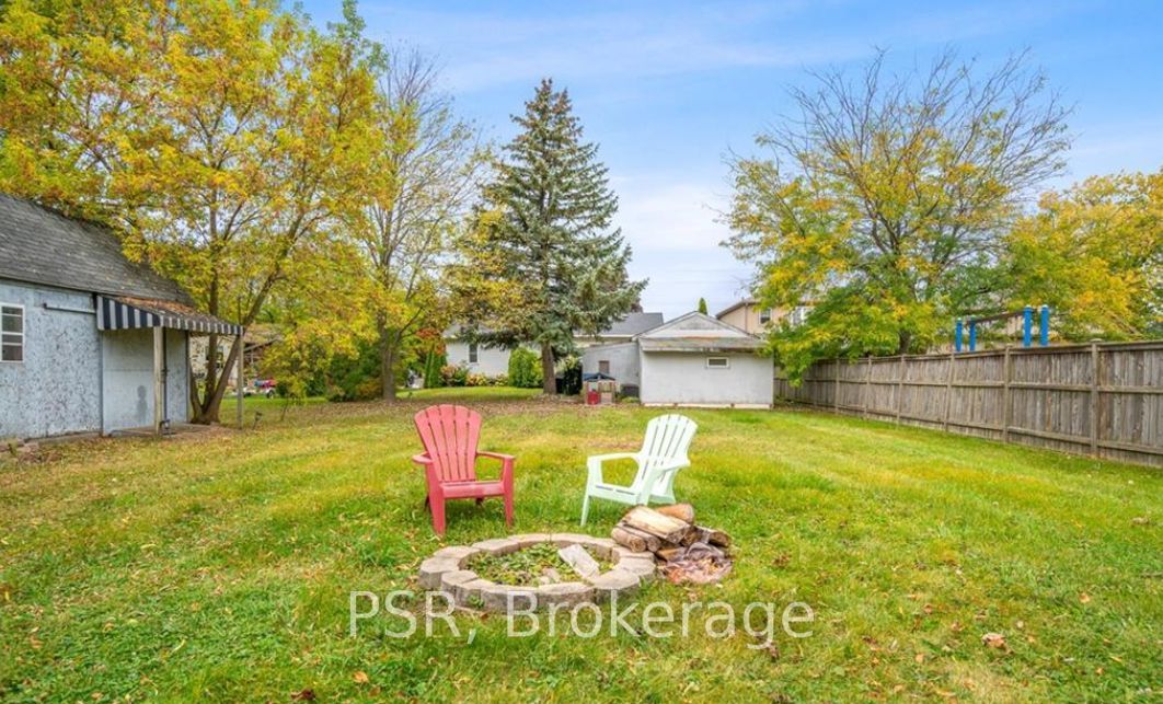 1329 Niagara Stone Road