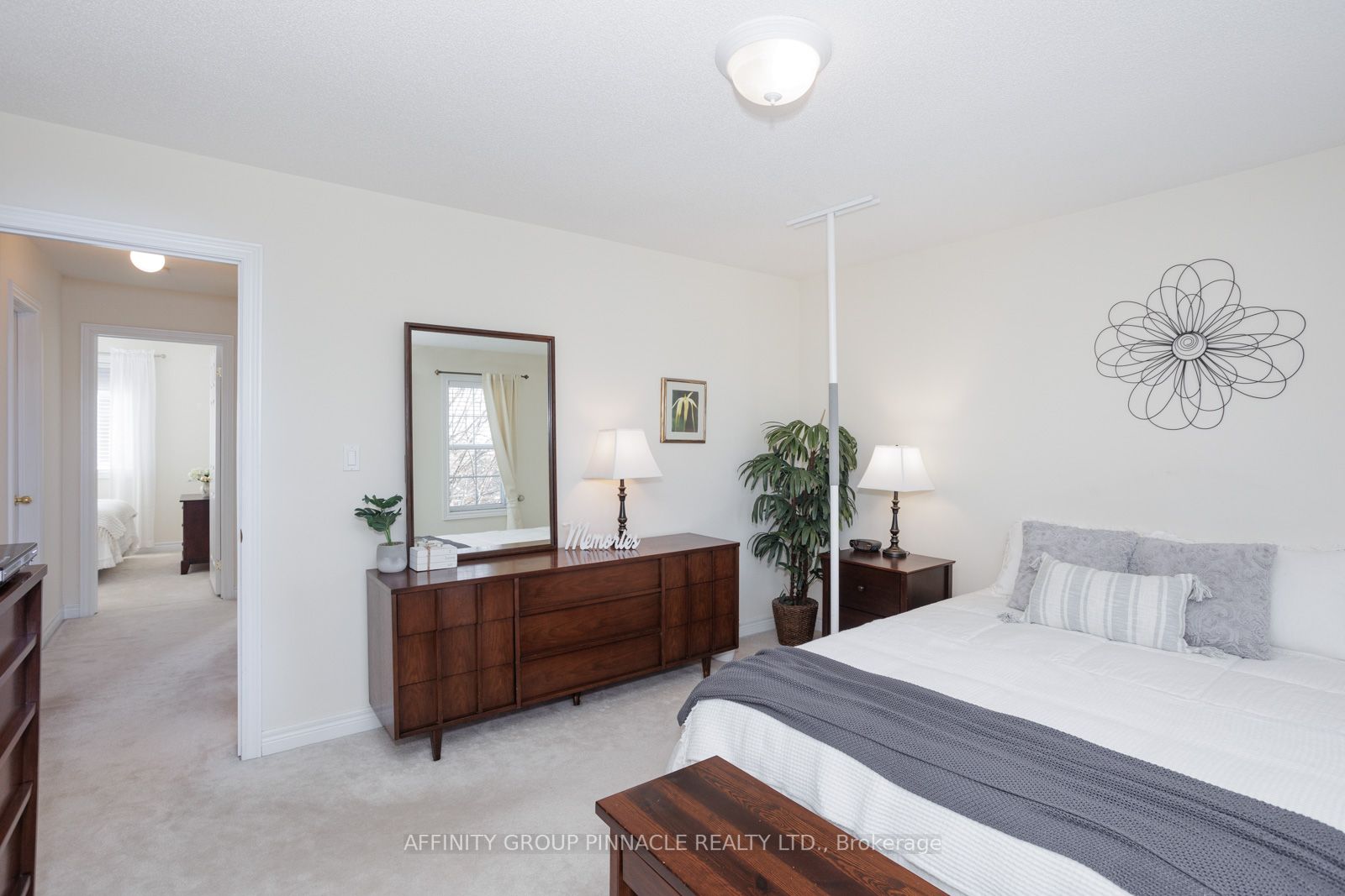 11 Purpledusk Drive