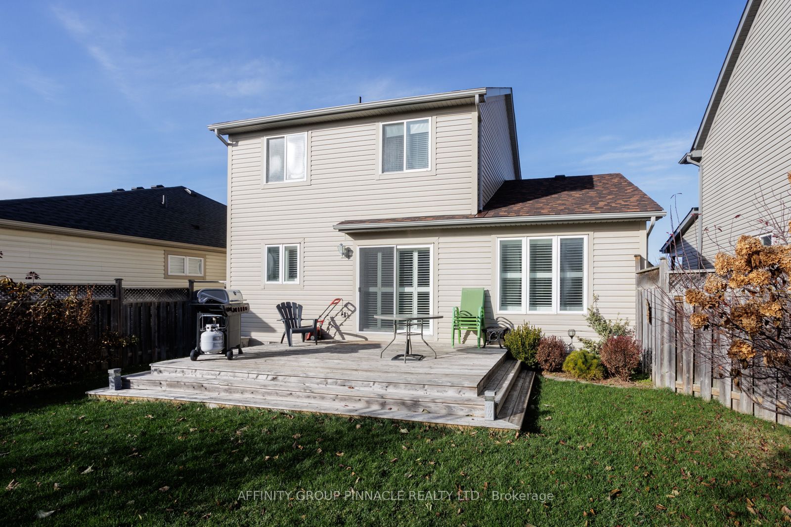 11 Purpledusk Drive