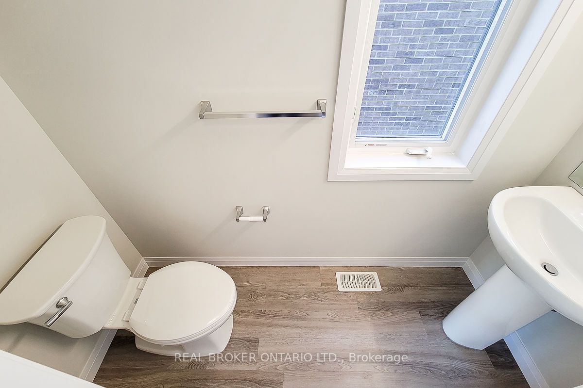 270 Melvin Avenue, #9