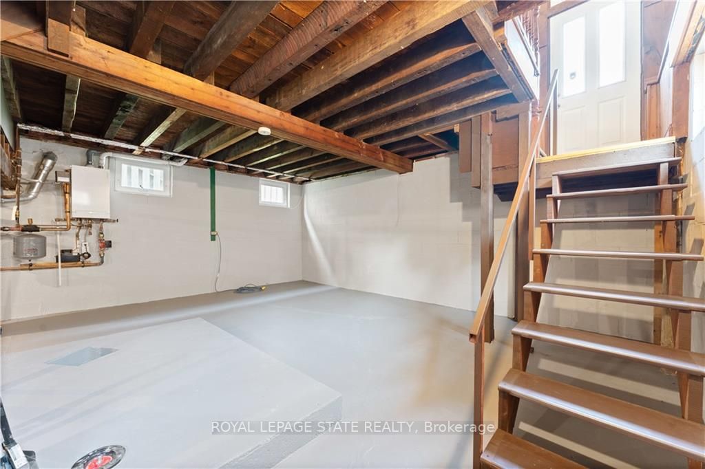 101 Teal Ave