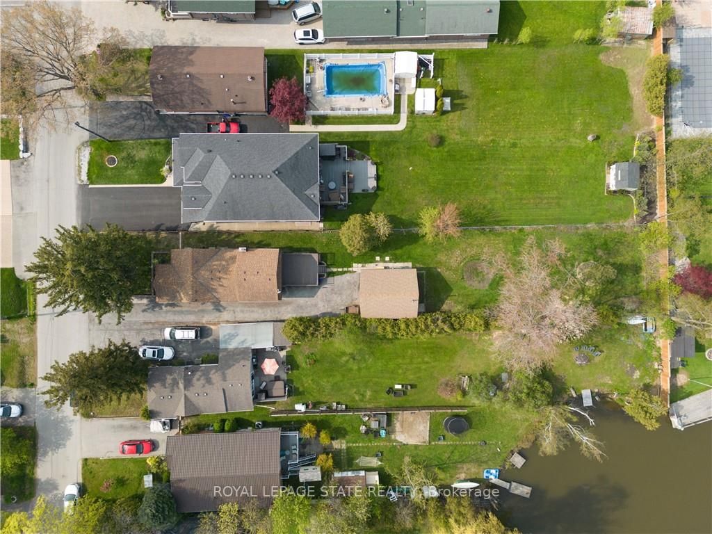 101 Teal Ave