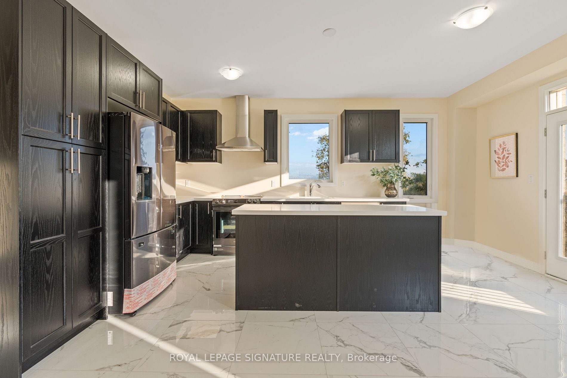 7 Burrows Court