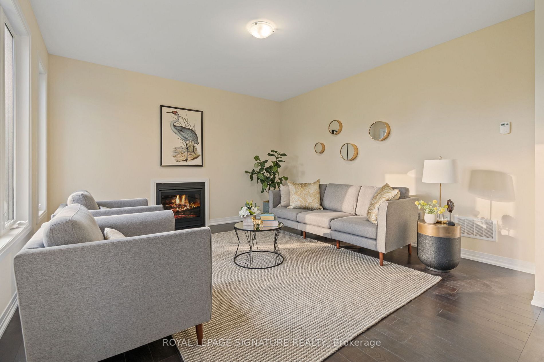 7 Burrows Court