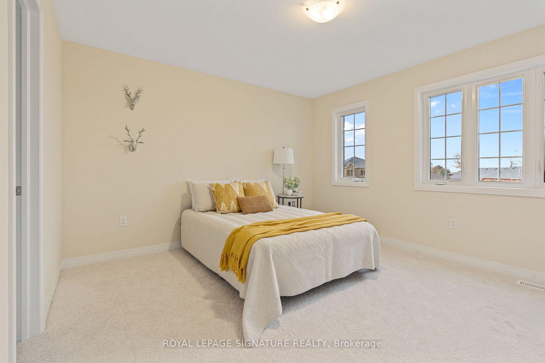 7 Burrows Court