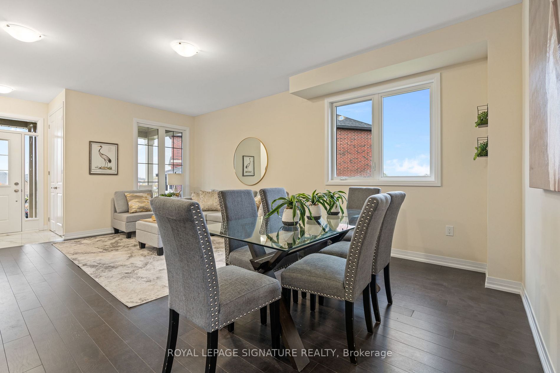 7 Burrows Court
