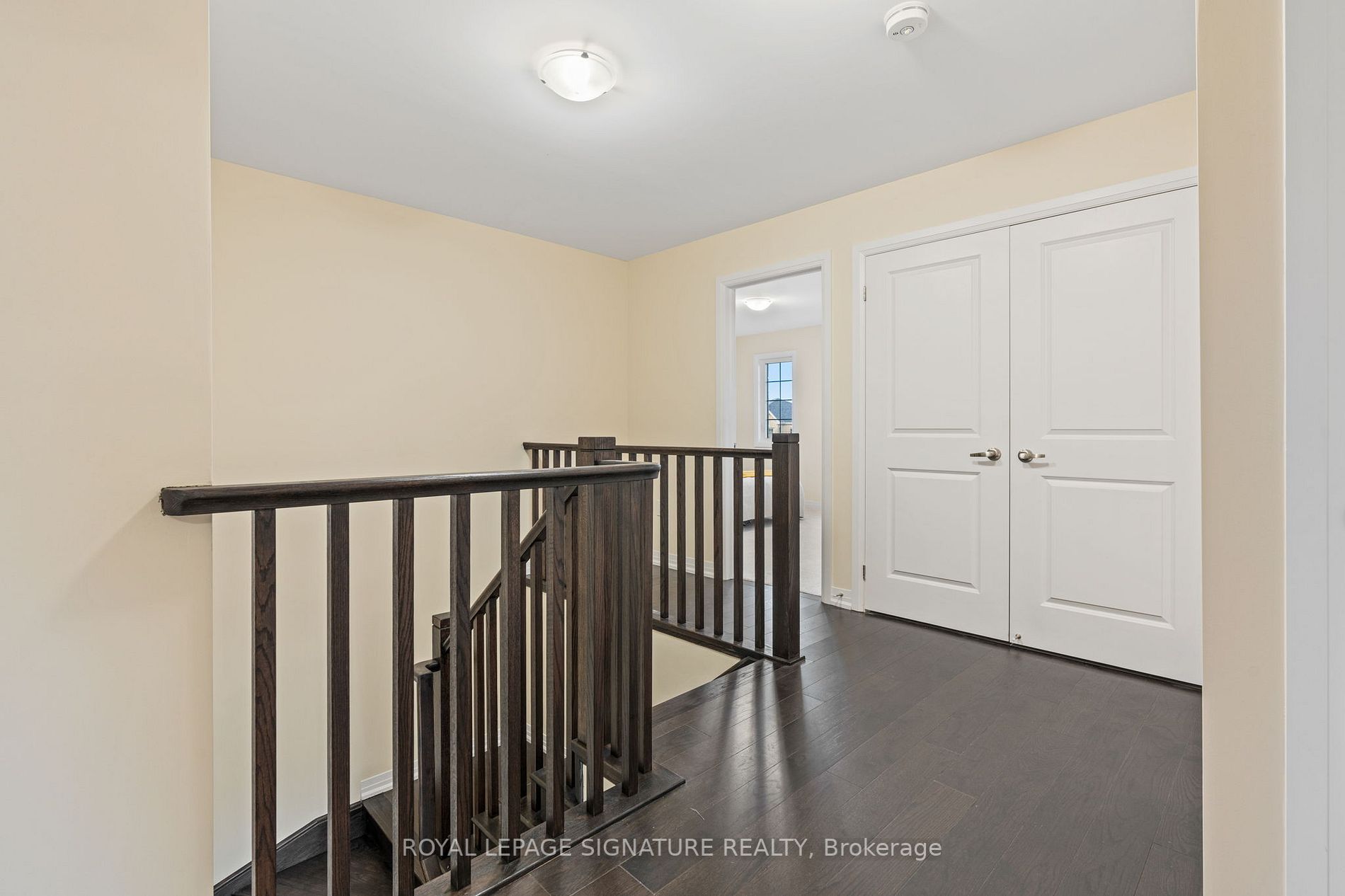 7 Burrows Court