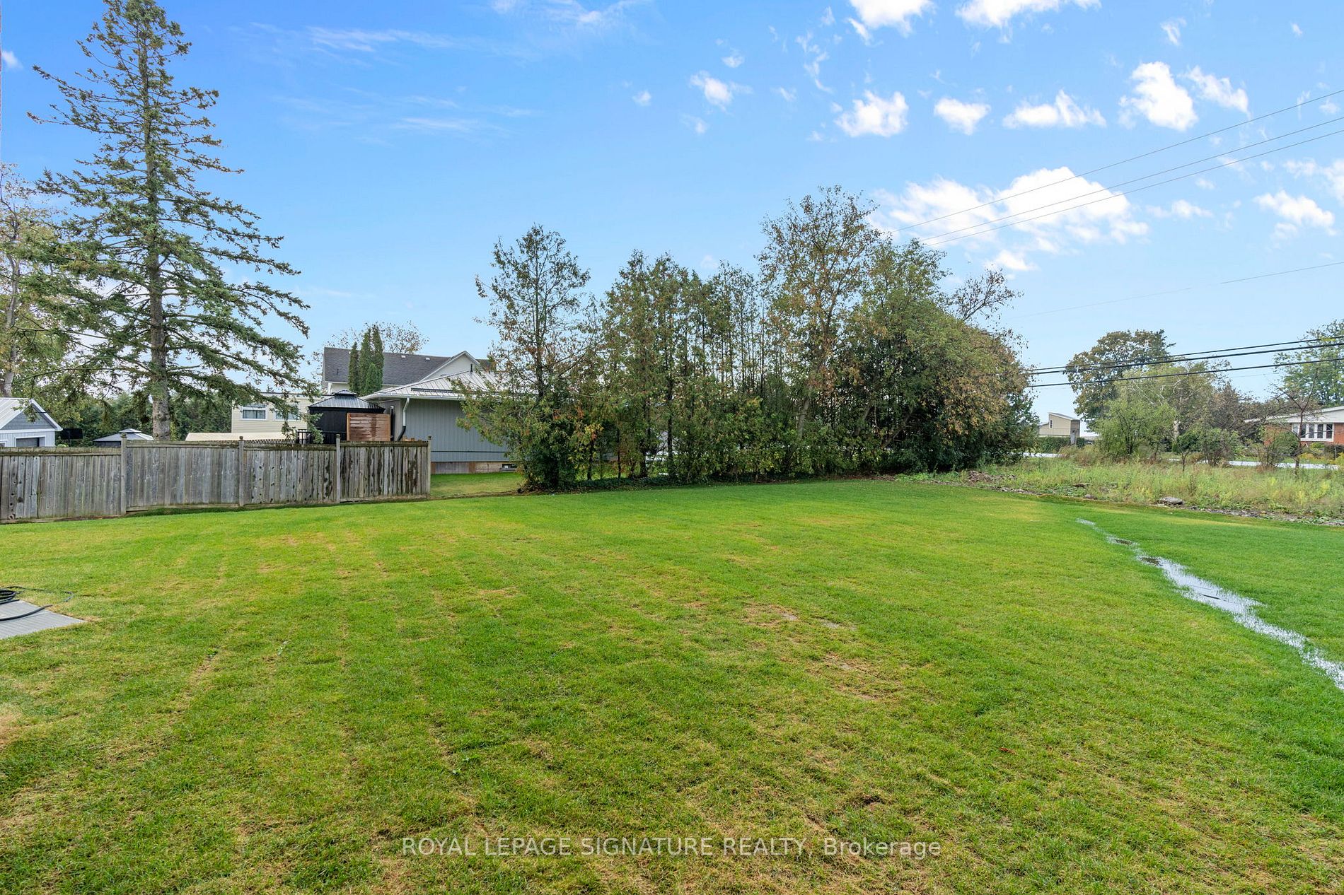 7 Burrows Court