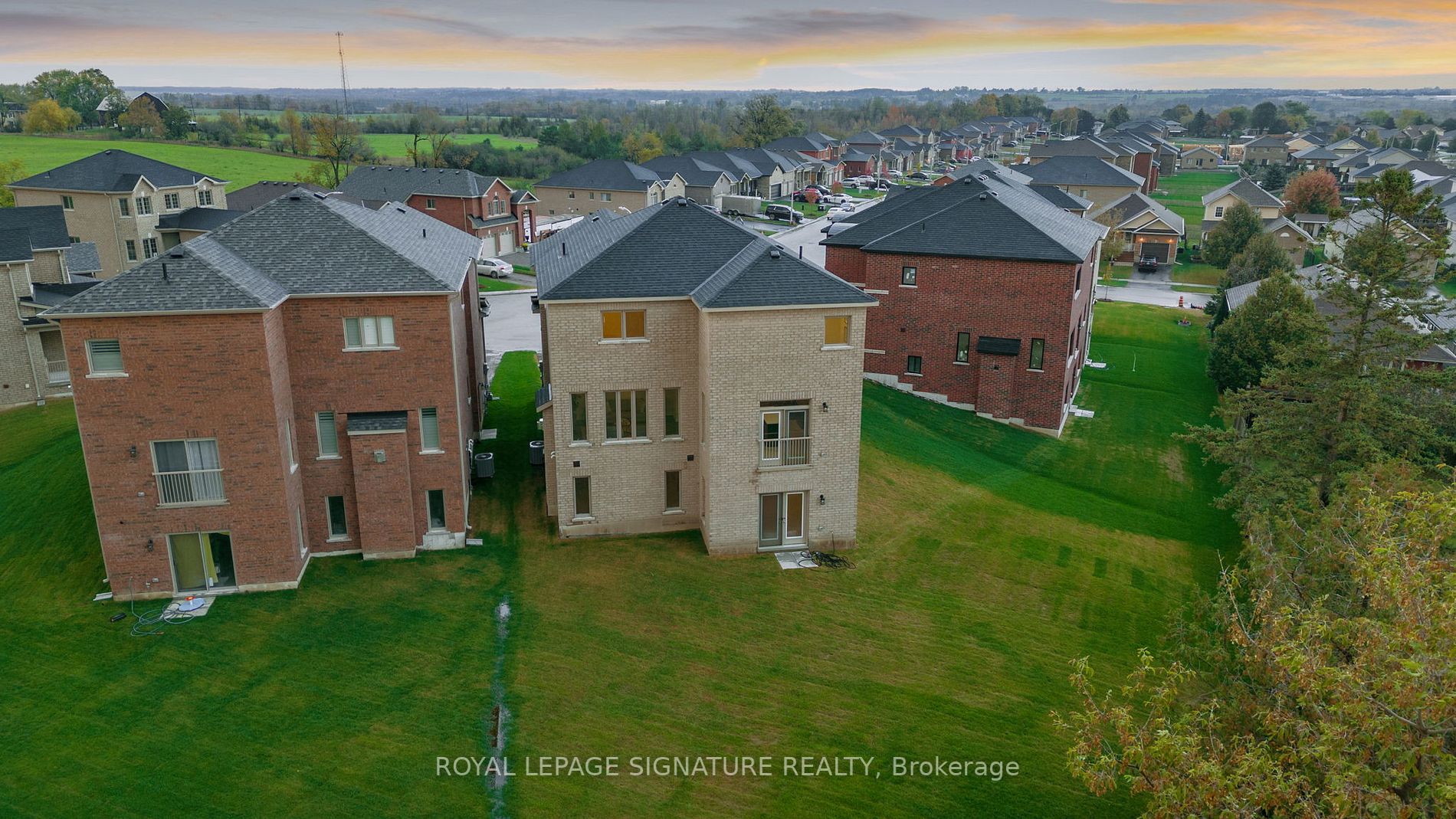 7 Burrows Court