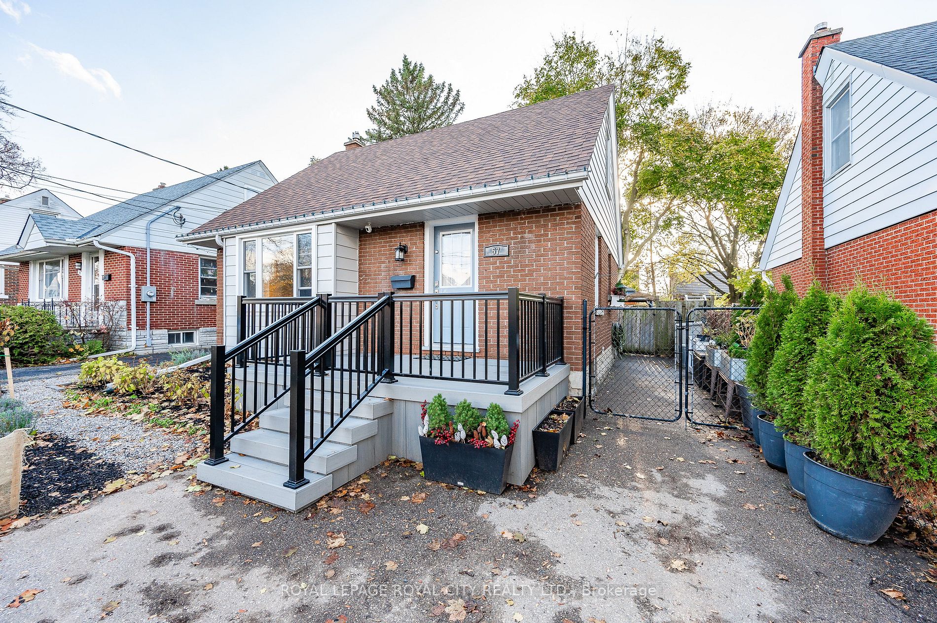 57 North Dr N