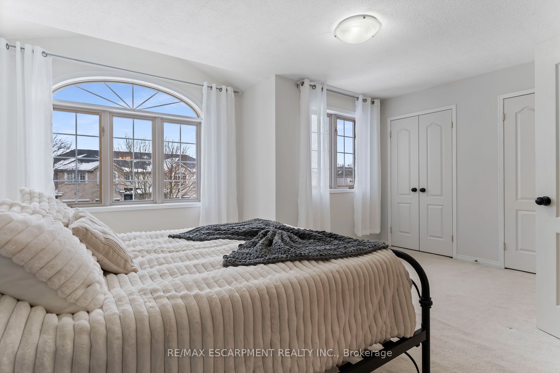 84 Foxborough Drive