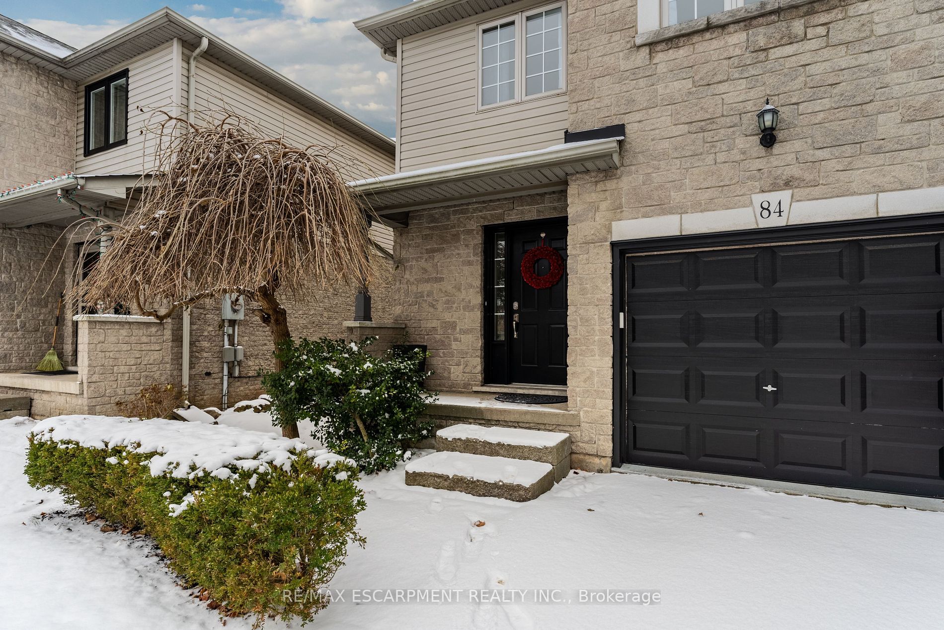 84 Foxborough Drive