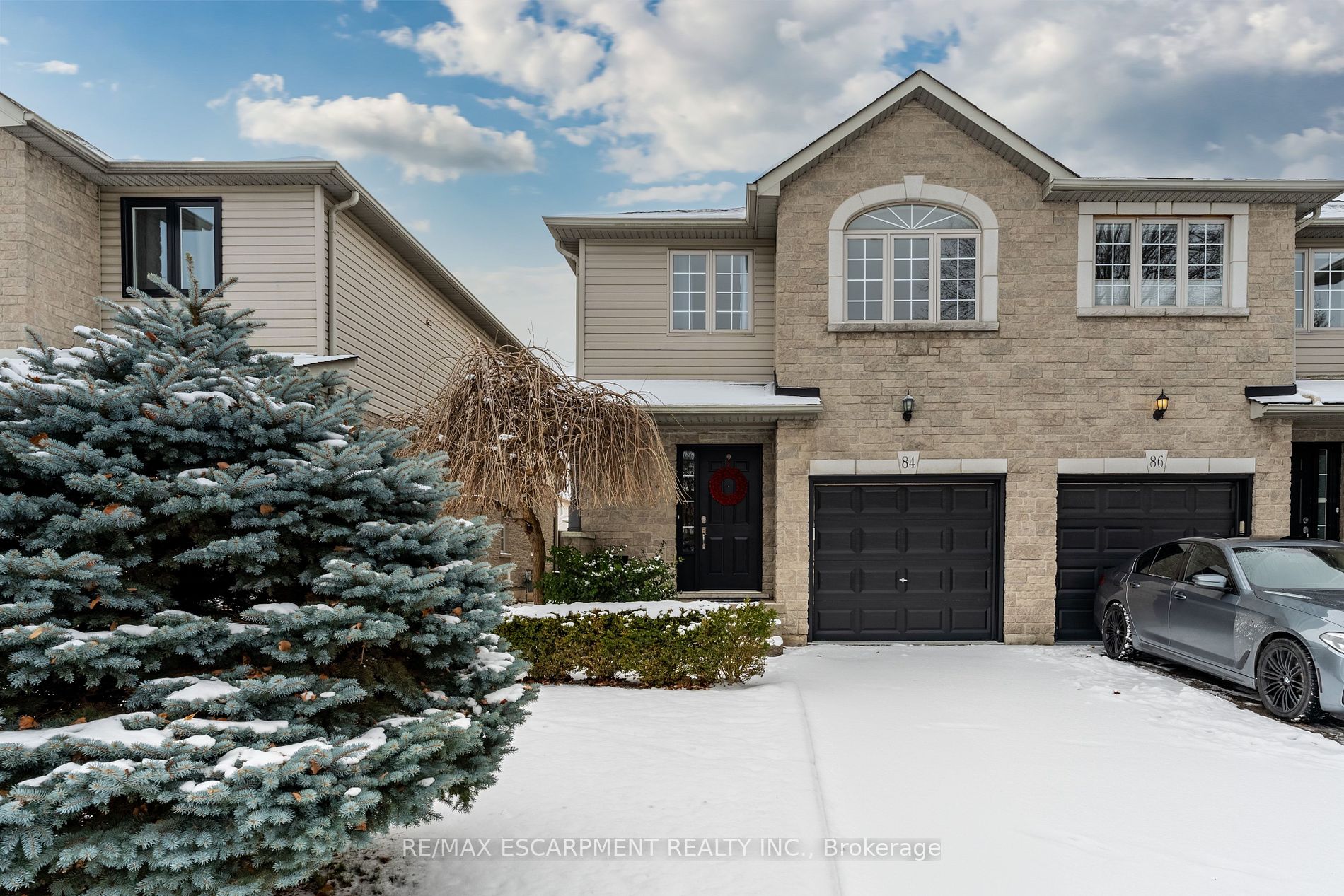 84 Foxborough Drive