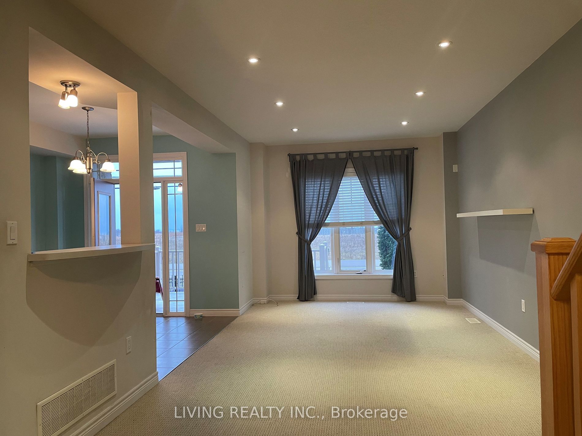 8 Lakelawn Road #27