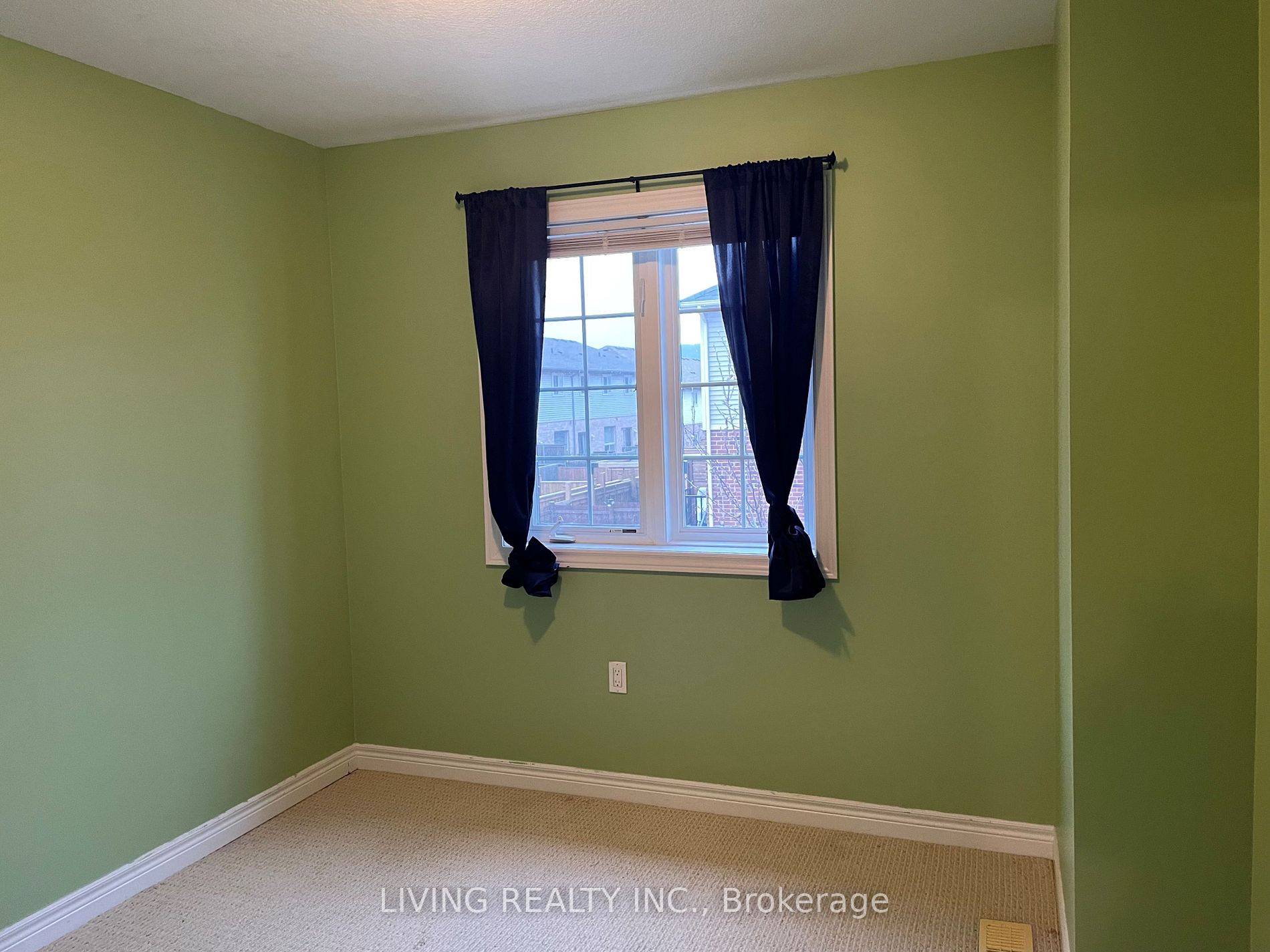 8 Lakelawn Road #27