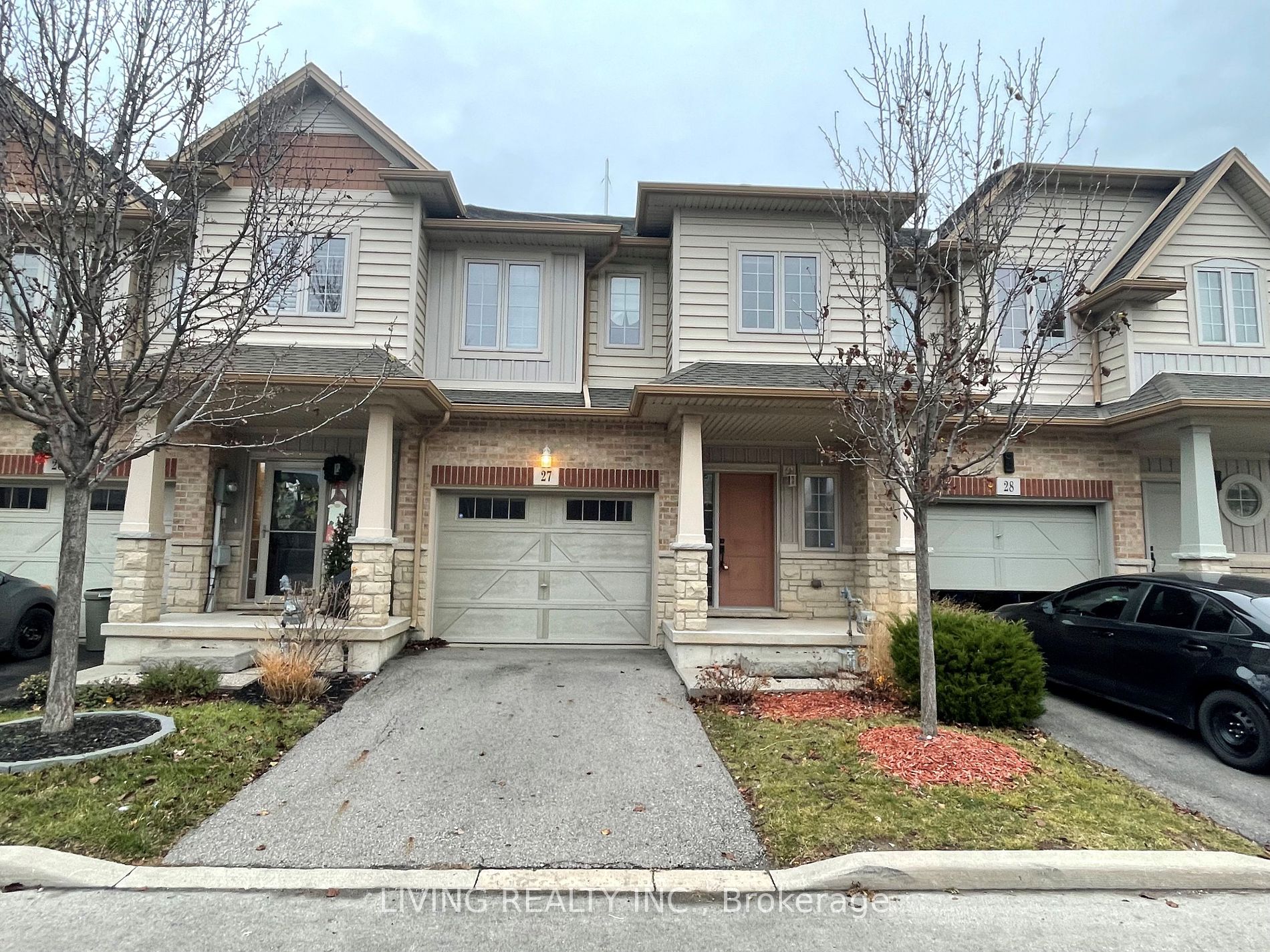 8 Lakelawn Road #27
