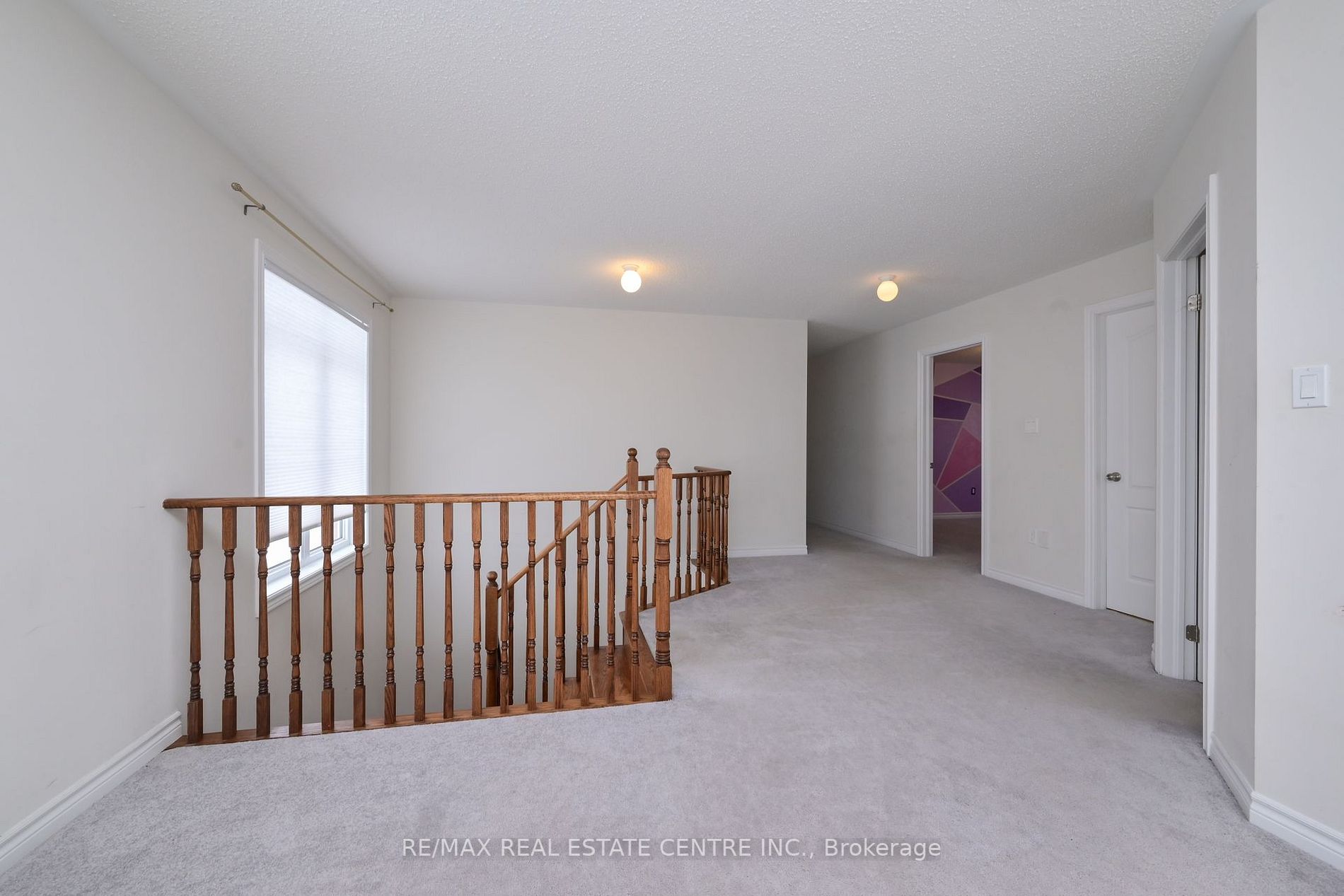 401 Tansley Street