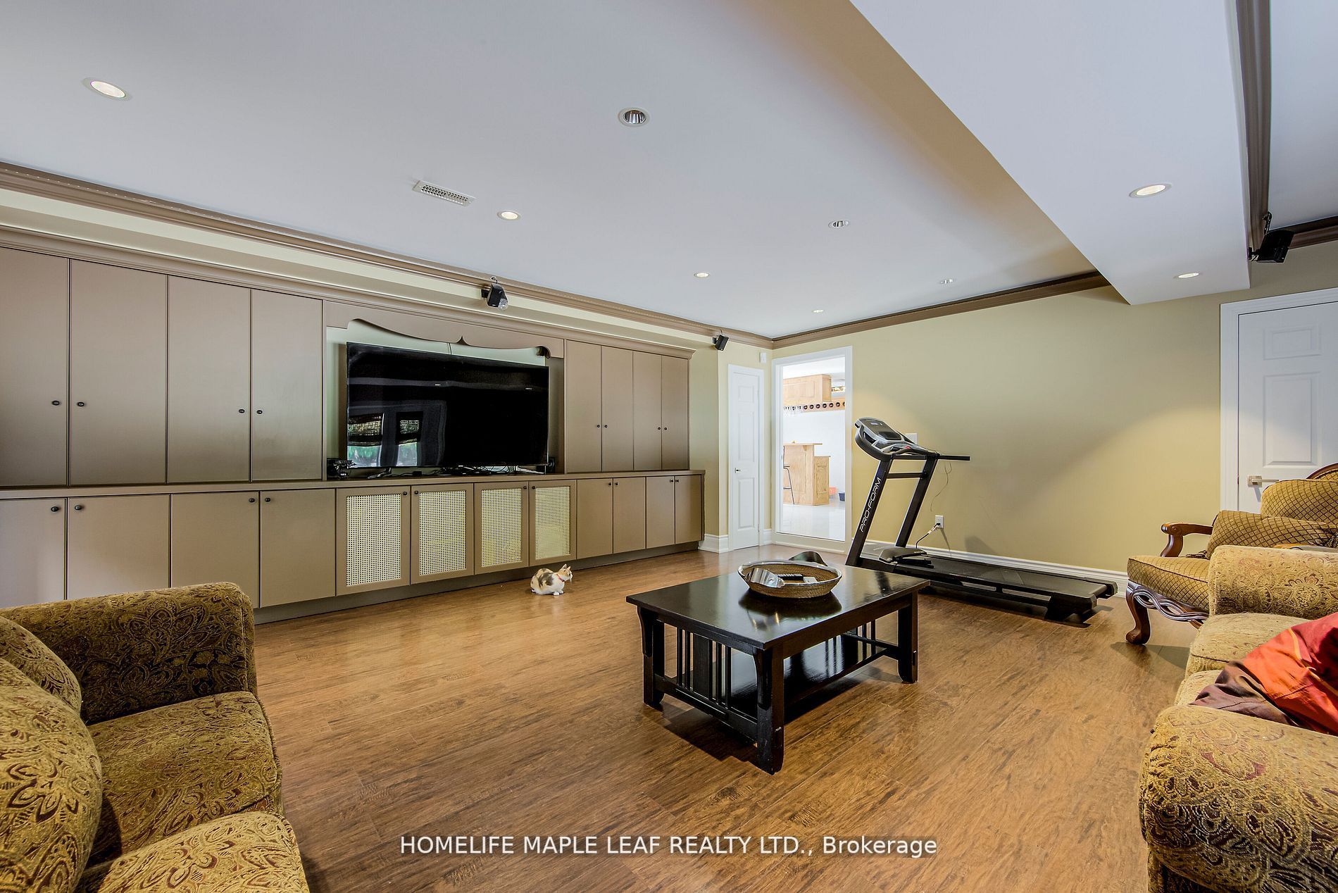 33 Maplewood Drive